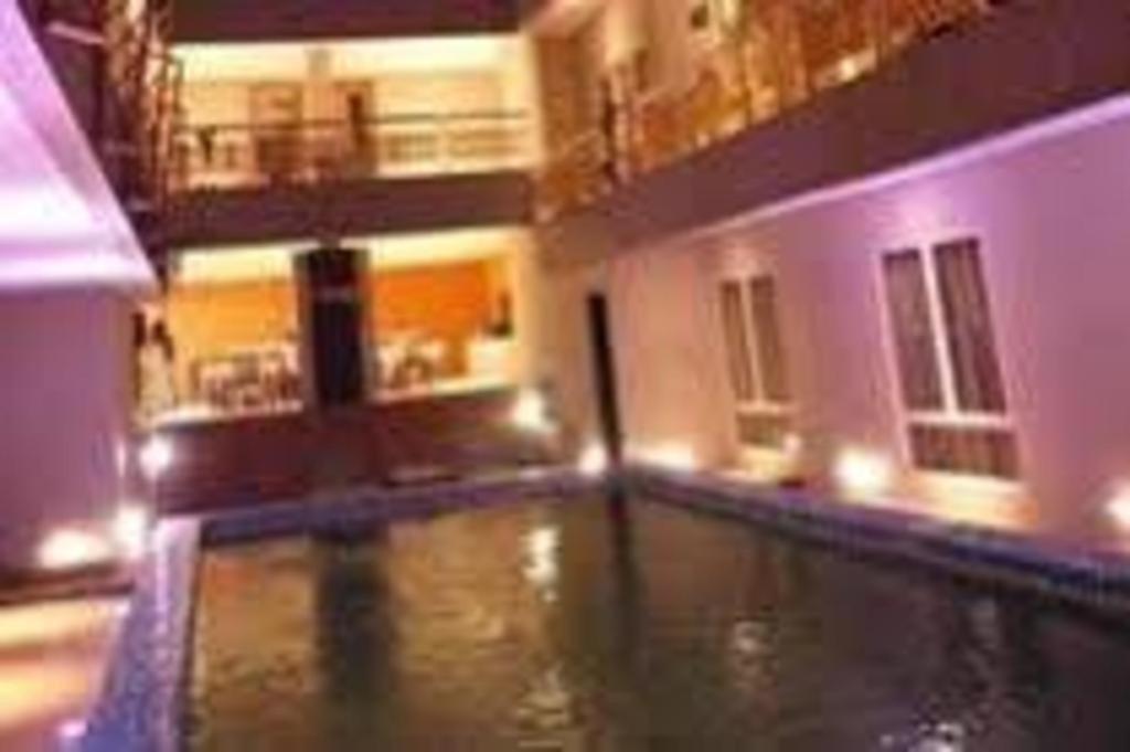 The Rivavi Legian Hotel Exterior photo